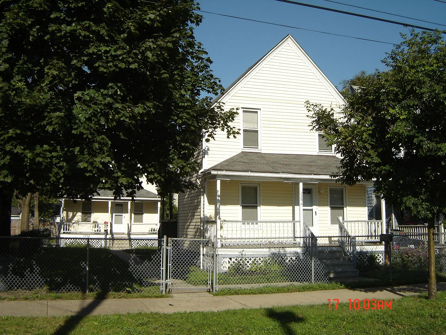 3298 W 17th St photo 1