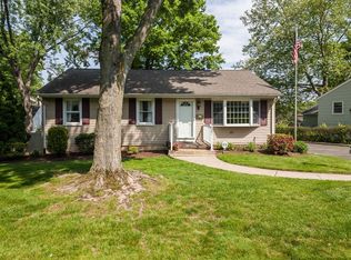 27 Huntley Rd, Summit, NJ 07901