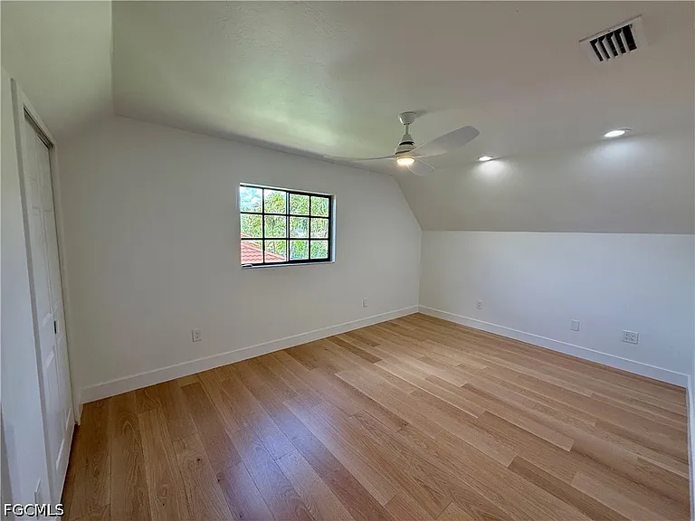 18422 Huckleberry Rd — Photo 17