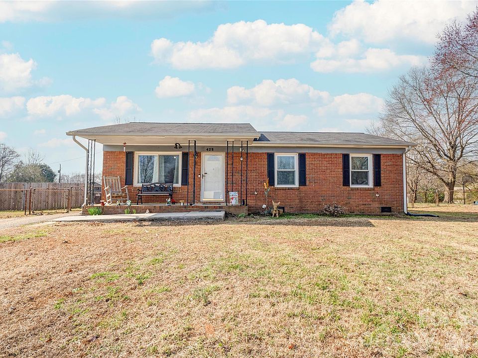 1st image of 425 Farmview Dr