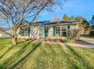 2829 Summertree Ln, Clarksville, TN 37040