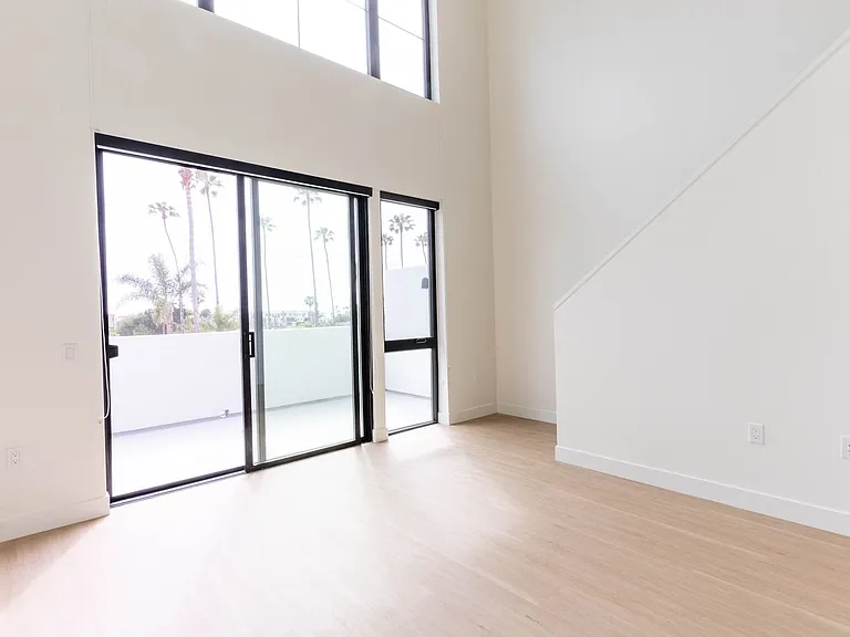 The Flats South Oceanside - where modern luxury meets coastal lifestyle — Photo 16