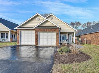 1902 Haworth Cir, Salem, VA 24153