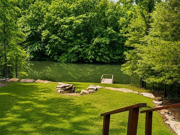 4th image of 66 Hickory Hollow Rd
