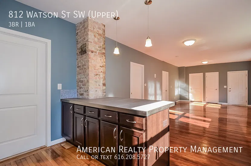 3 bed, 1179 sqft, $1,800 — Photo 2