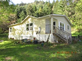 8925 Tyee Rd, Umpqua, OR 97486