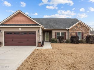 2451 Kodiak Dr, Winterville, NC 28590