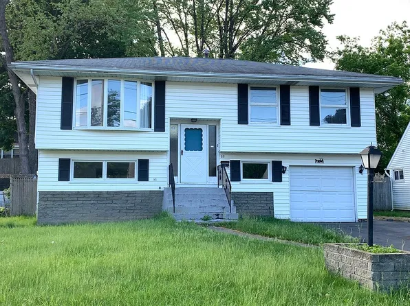 22 Oneil St, Troy, NY 12180
