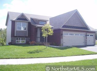 18925 Smith Dr, Elk River, MN 55330