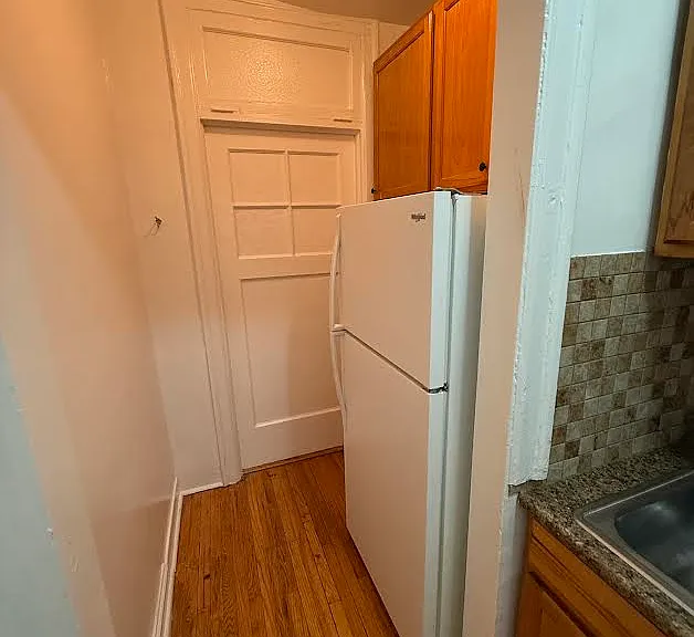 1369 W Estes Ave — Photo 8