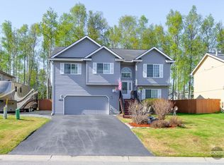 16610 Theodore Dr, Eagle River, AK 99577