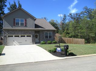 1215 Campbell Park Ln, Knoxville, TN 37932