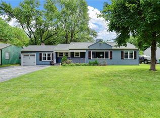 7237 Santa Fe Dr, Overland Park, KS 66204