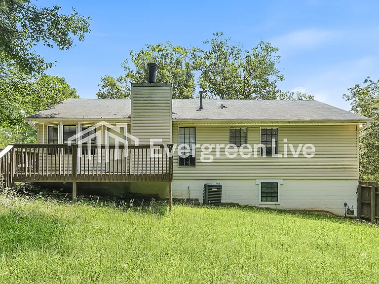5246 Briarwood Cir — Photo 15