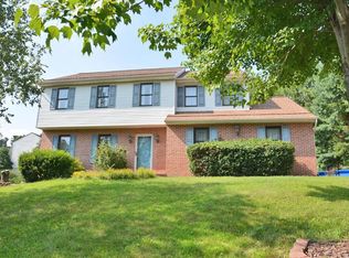 3601 Falcon Ct, Mountville, PA 17554