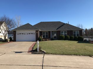 948 Arbor Green Dr, Saint Charles, MO 63304