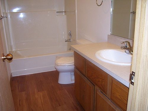 3rd image of 16636 Juanita Dr NE