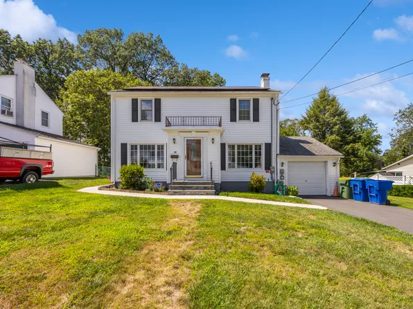 49 Gail Drive, Waterbury, CT 06704