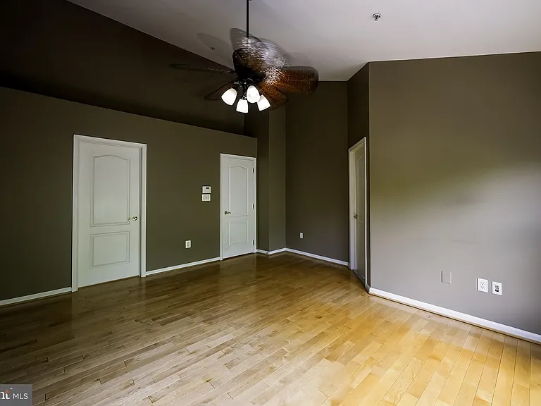 1156 Regal Oak Dr — Photo 34