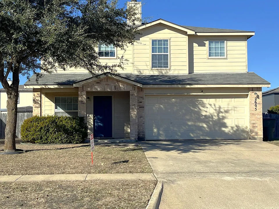 2605 Echo Dr