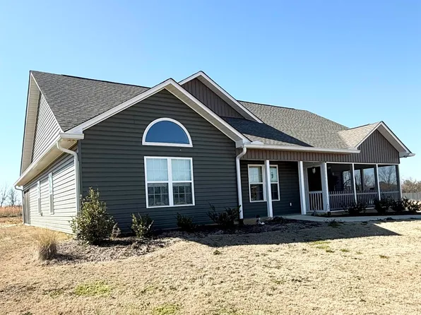 167 Grande Dr, Albertville, AL 35950
