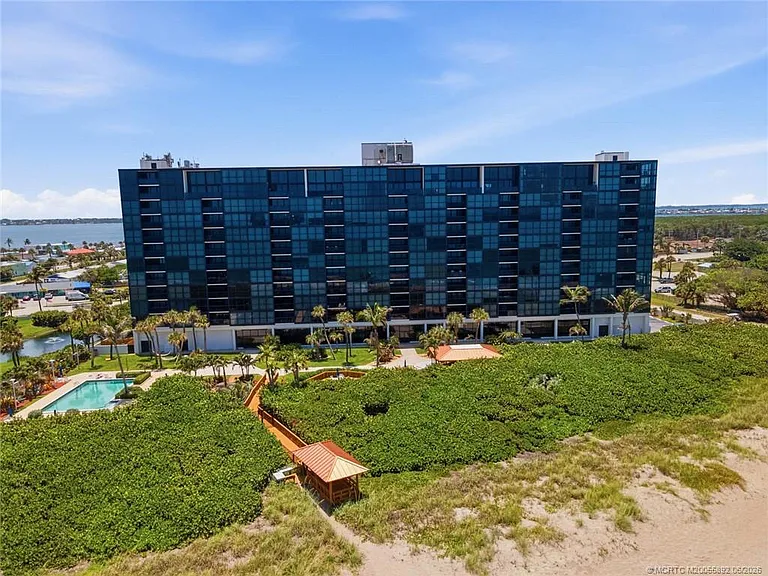 10410 S Ocean Dr #308 — Photo 3