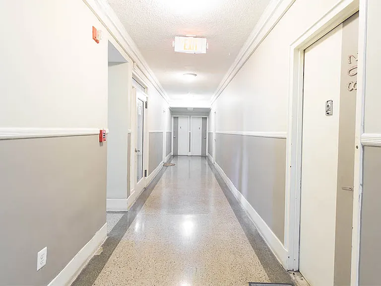 106 S Harrison St — Photo 11