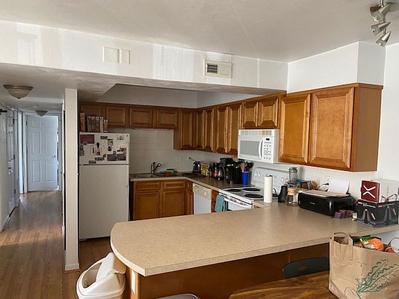 3rd image of 1780 Liberty Ln APT 29