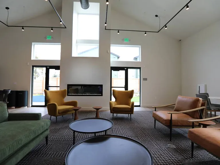 Redondo Heights I & II — Photo 18