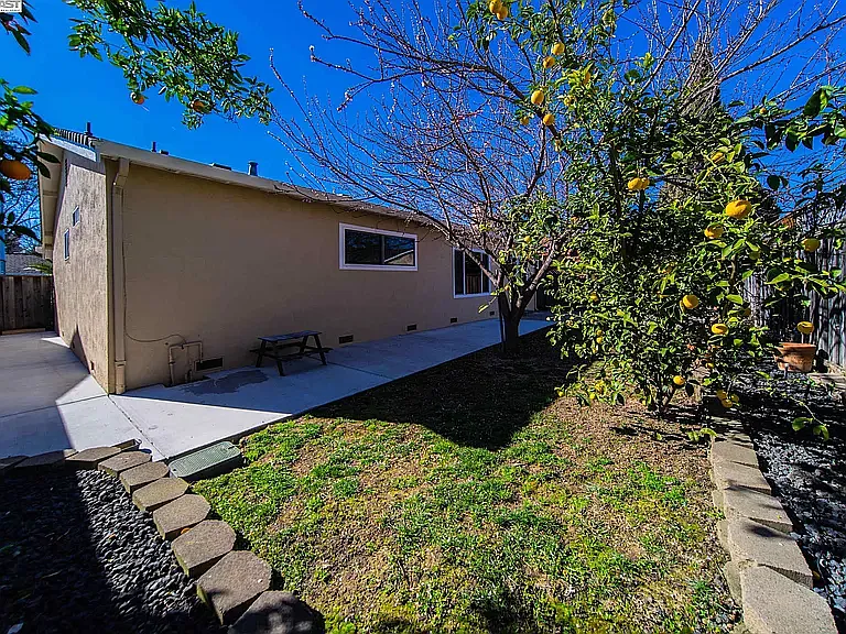 35920 Ashton Pl — Photo 13