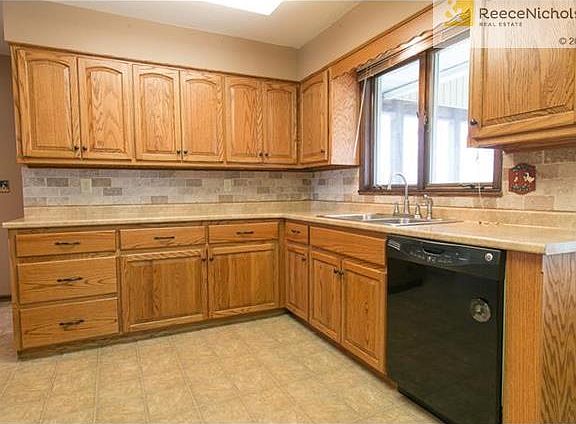 Updated kitchen lots of cabinets