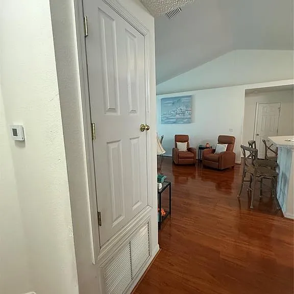 4 Ballard Ln — Photo 26