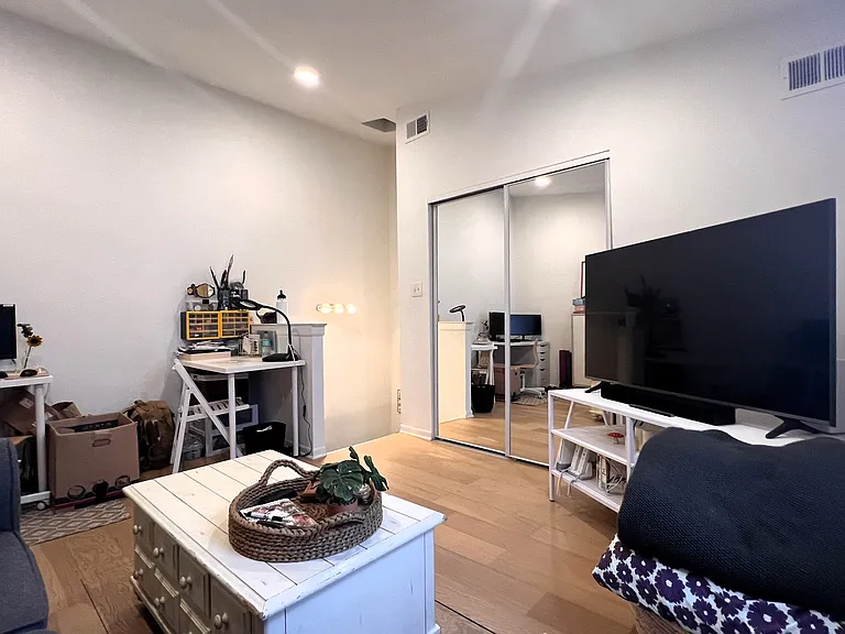 1126 Oneil St #C — Photo 2