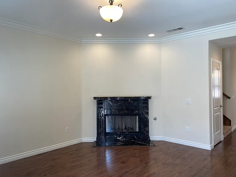 5531 Sultana Ave — Photo 4