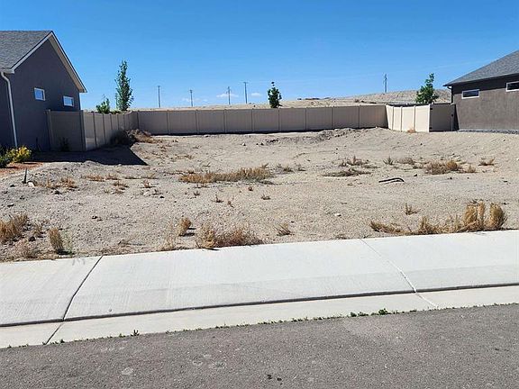 2nd image of 691 B Anela Lane