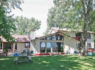 1966 S Ewersen Rd, Pt Clinton, OH 43452