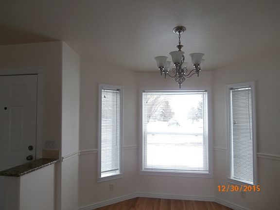 4th image of 2375 Jackson Ave