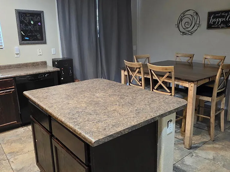 4057 E Karsten Dr — Photo 6