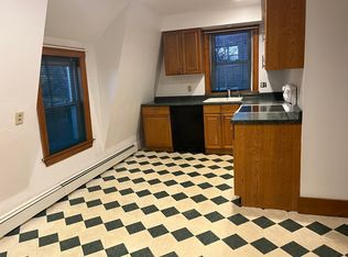 82 Plymouth St FLOOR 2, Abington, MA 02351