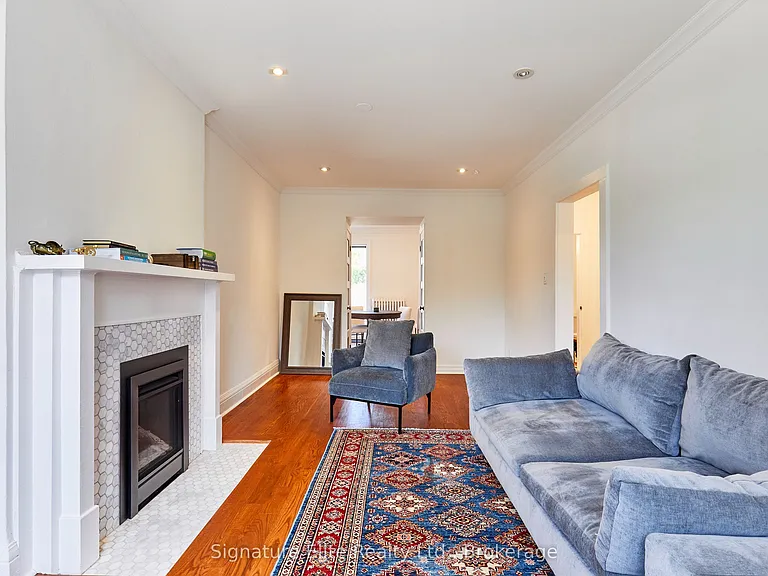 124 Geoffrey St #UPPER — Photo 8