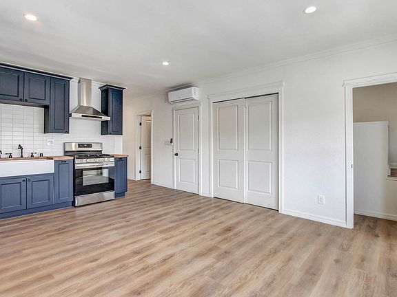 4th image of 3828 W Sunset Blvd #3824.5