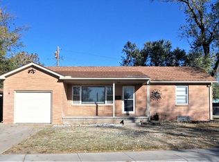 5224 Ridgeway Dr, Great Bend, KS 67530