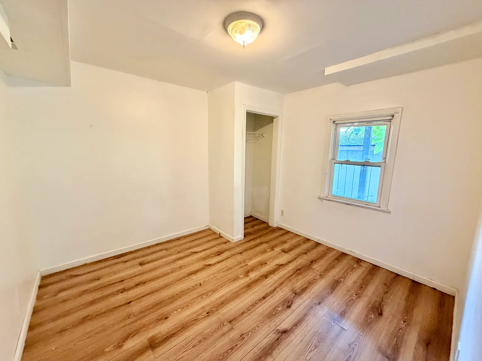 2 bed, $1,550 — Photo 4