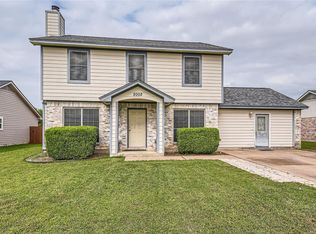 2002 Clover Ln, Cedar Park, TX 78613