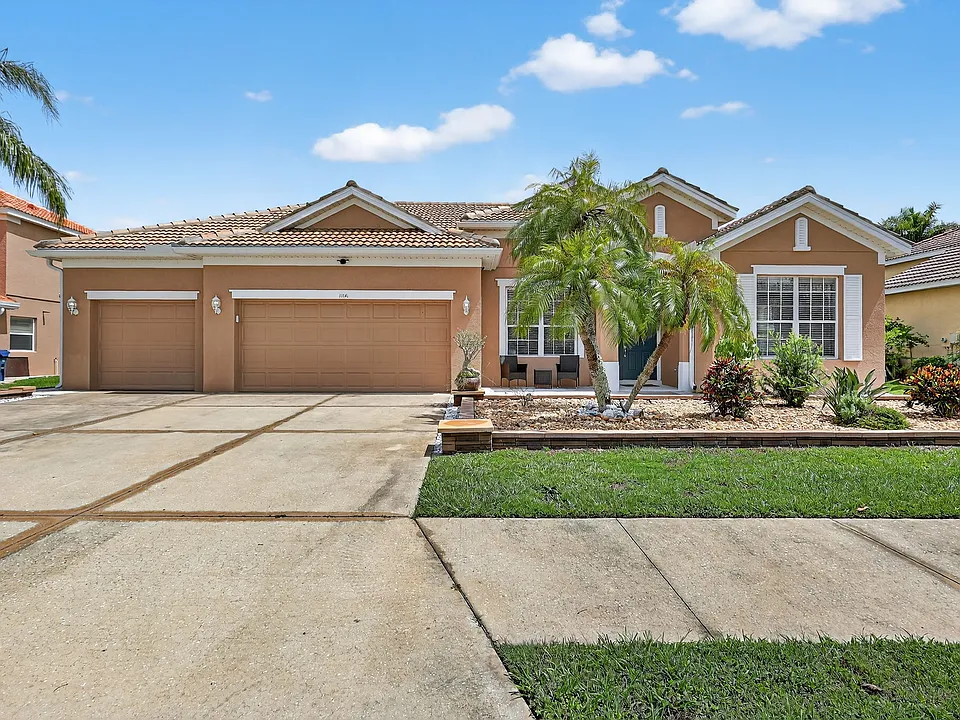 1106 Fraser Pine Blvd