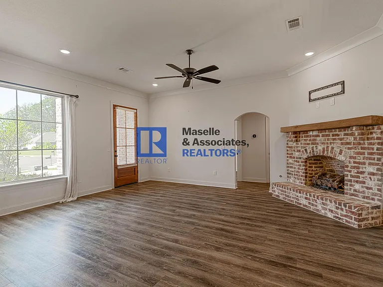 509 Silver Hill Dr — Photo 10
