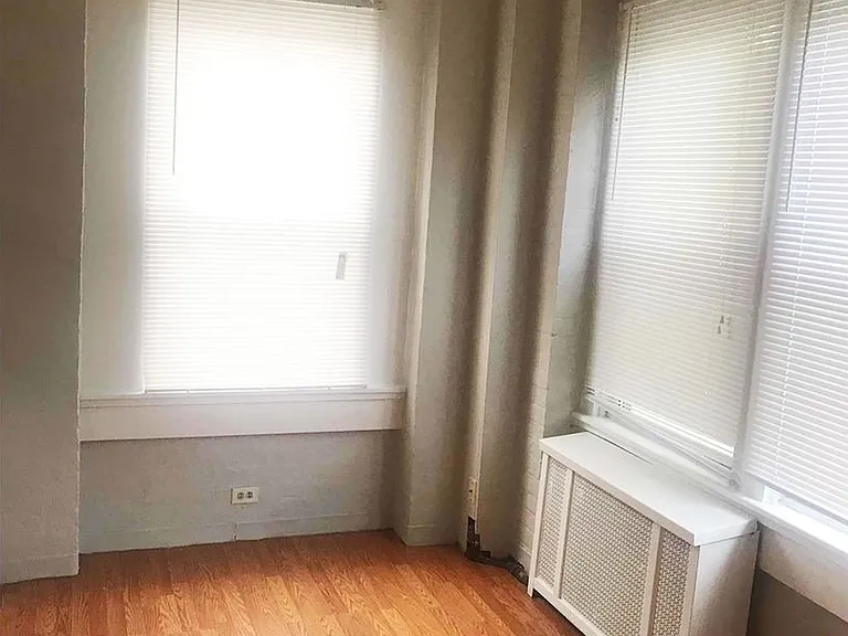 3300 Jefferson Ave — Photo 8