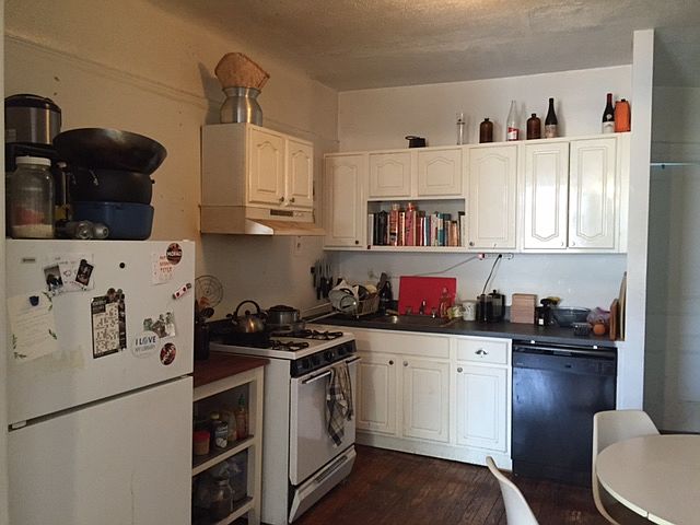 2nd image of 332 Gates Ave APT 2