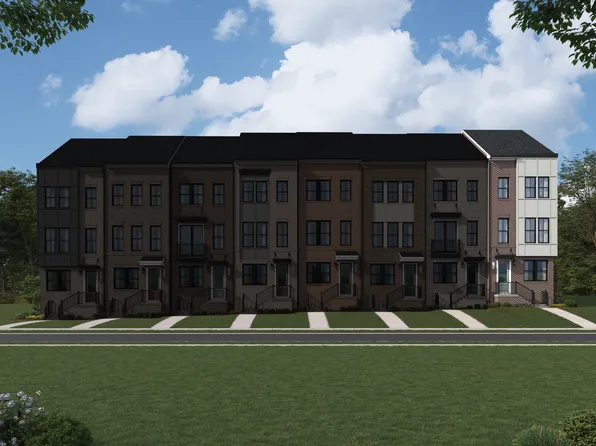 2696 River Birch Rd, Herndon, VA 20171