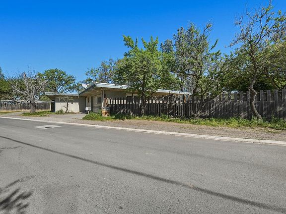 3rd image of 3676 Madrone Street